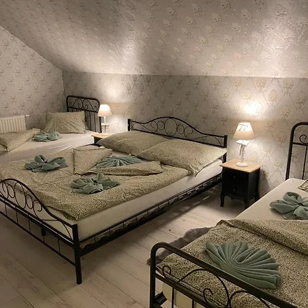 Urbanov Vrch - Nyaraló Feketebalog